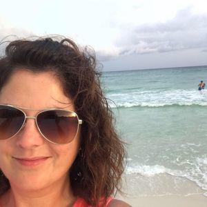 Meet your Posher, Christine